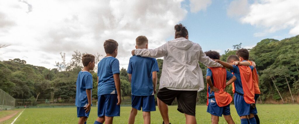 インストラクター・講師の求人募集！岡山県を中心に講師登録。ヨガ・ピラティス・硬筆・運動など各種教室を始めたい方。副業や個人事業主の方、未経験の方も歓迎。