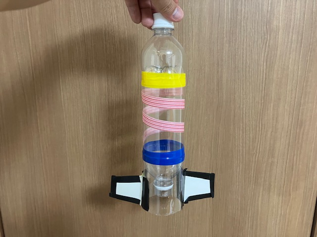 ペットボトルロケットの出前授業。作成して飛ばして楽しもう。学童保育や放課後児童クラブ、公民館など